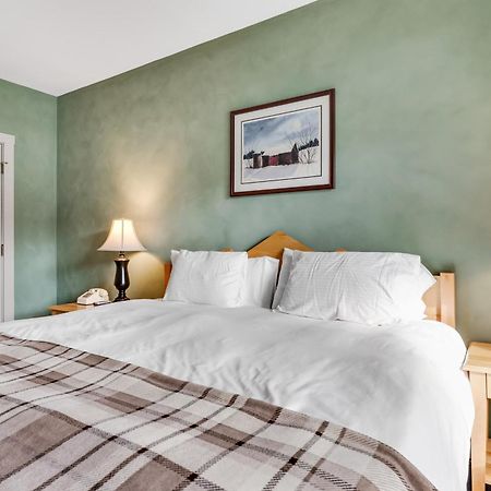 Long Trail House Condos Stratton Room photo