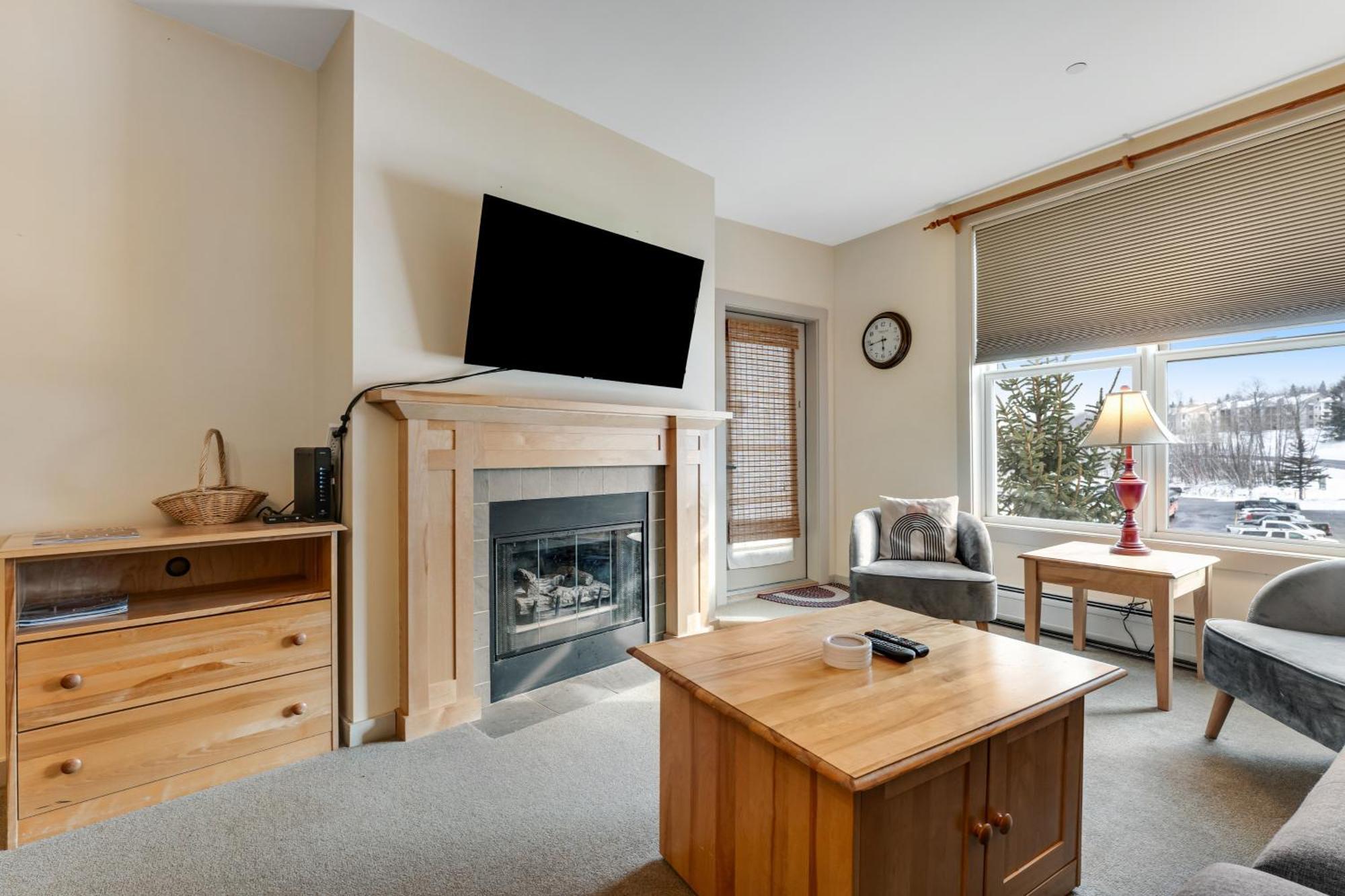 Long Trail House Condos Stratton Room photo
